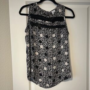 EUC CAbi Navy and White Sleeveless Tank Top